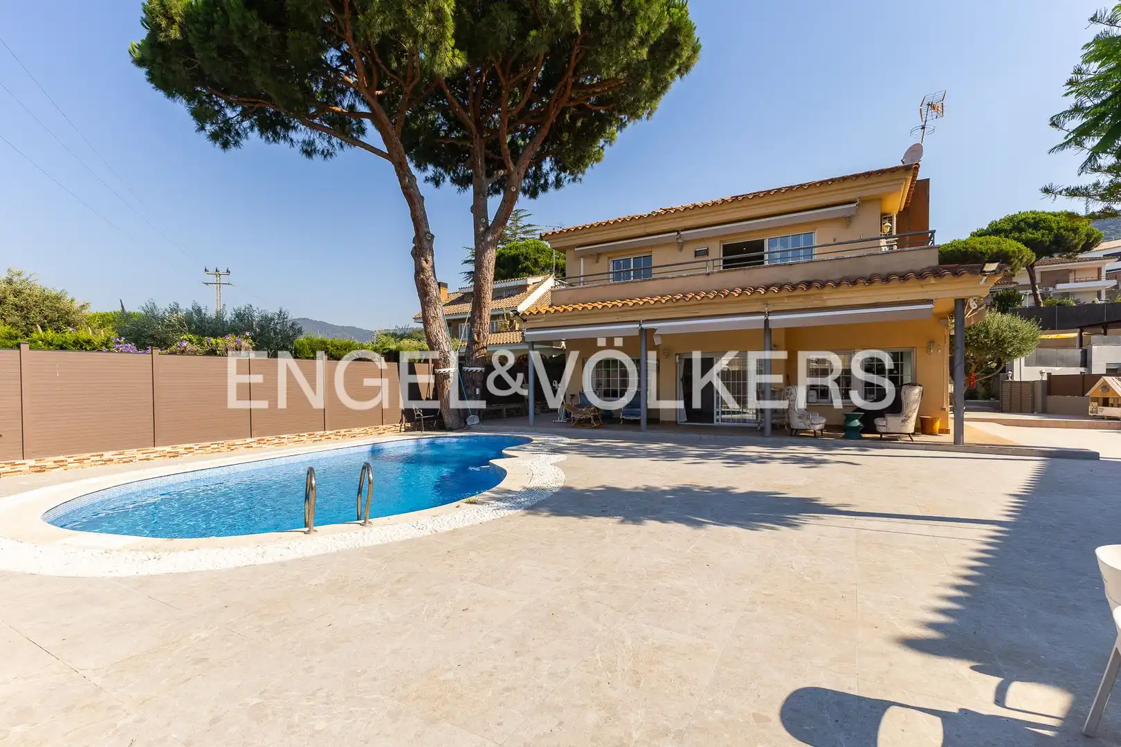 Vista exterior de Casa o chalet de alquiler en Cabrils con Aire acondicionado, Calefacción y Jardín privado