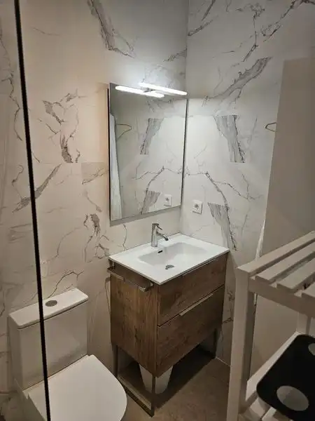 Baño de Casa adosada en venta en Peralta / Azkoien con Aire acondicionado, Calefacción y Jardín privado