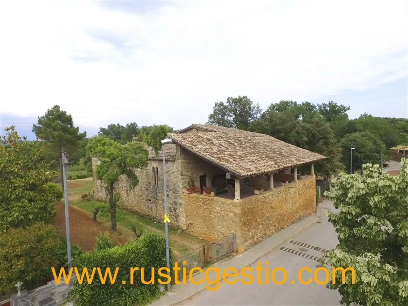 Country homes for sale in Serinyà