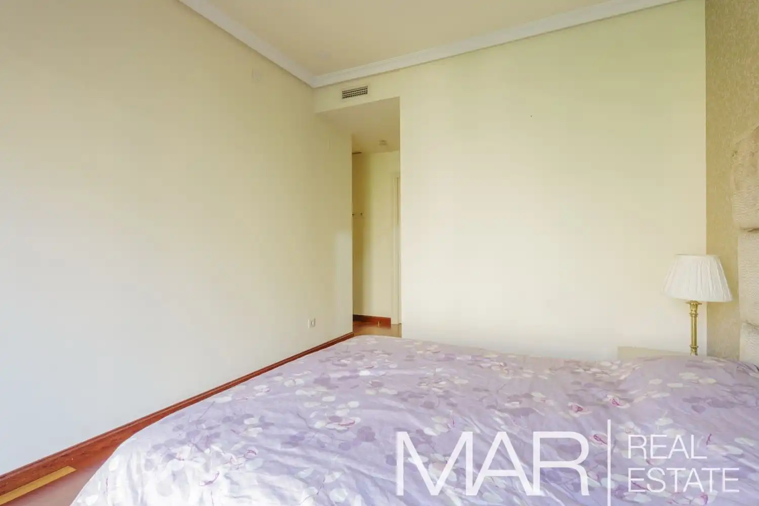 Flat for sale in Calle Nogales, Acacias