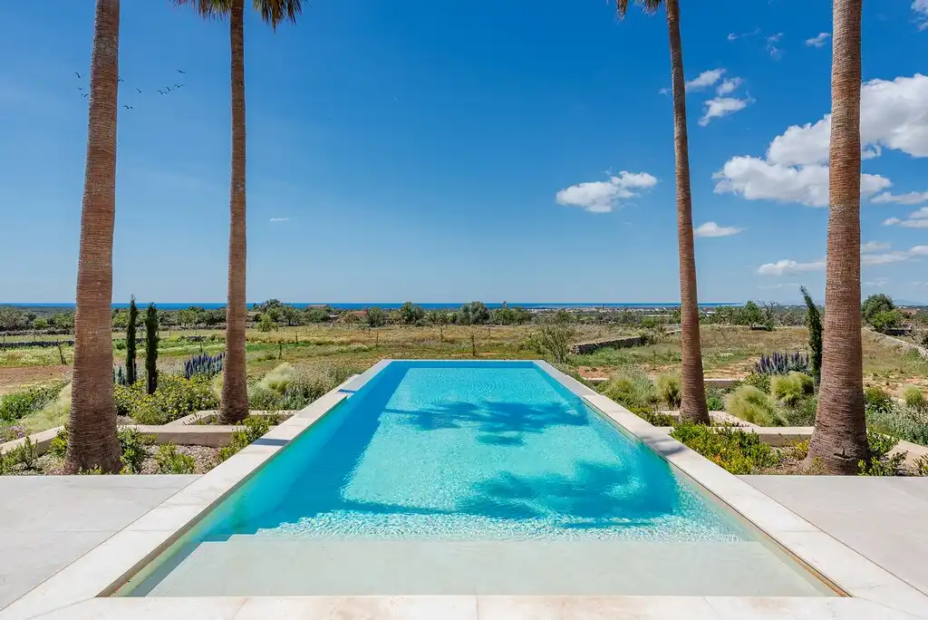 Piscina de Finca rústica en venta en Santanyí con Aire acondicionado, Calefacción y Jardín privado