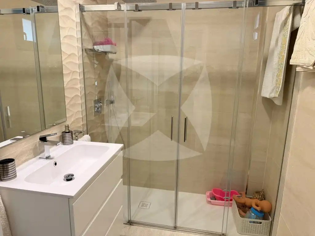 Baño de Casa o chalet en venta en Badajoz con Aire acondicionado, Terraza y Piscina