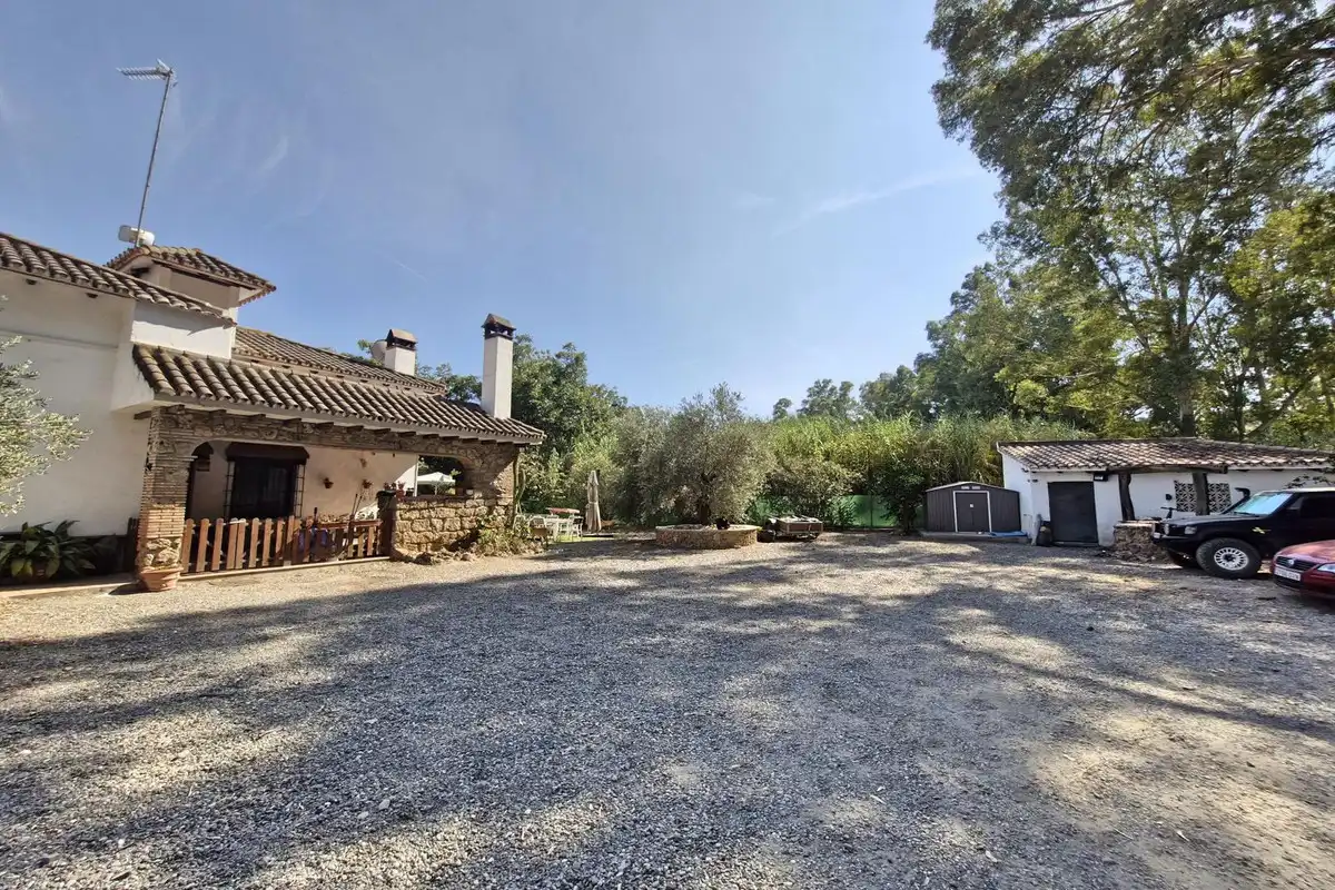 Casa rústica amb jardí en venda a Coín, imagen 25