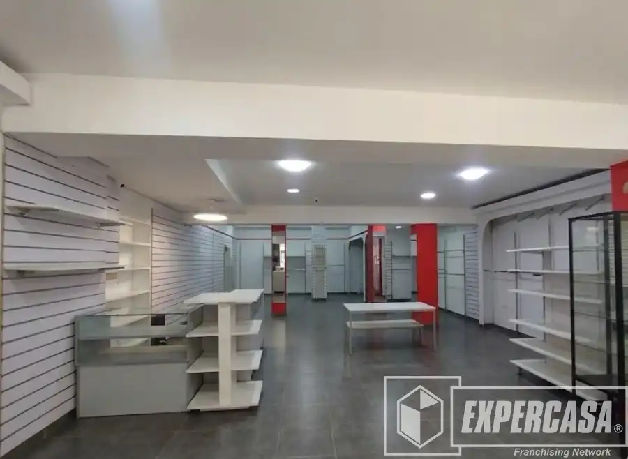Local comercial en venta en Carretera CARRETERA DE LLIRIA 60, imagen 2