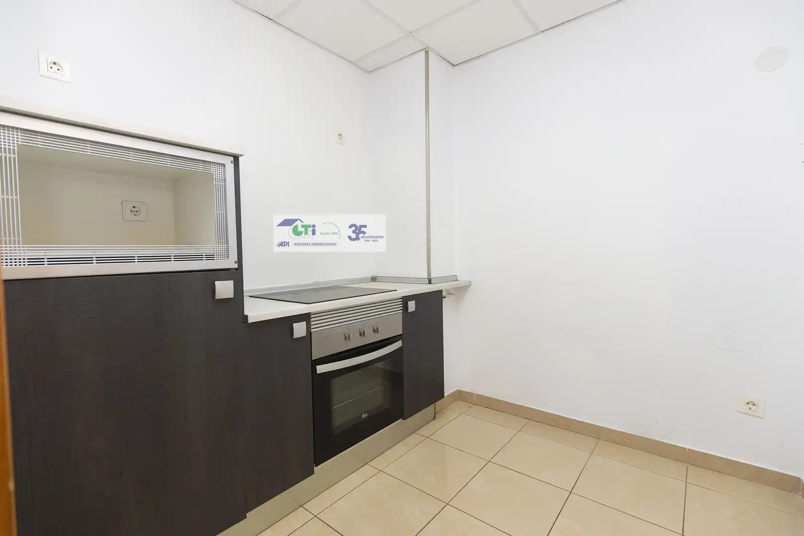 Cocina de Oficina de alquiler en Zaragoza