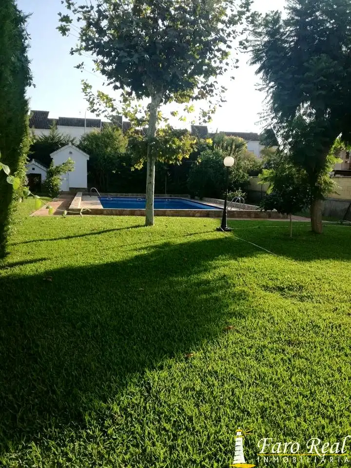 Houses for sale in Bonanza - Avda de Huelva - Barrio Andalucia