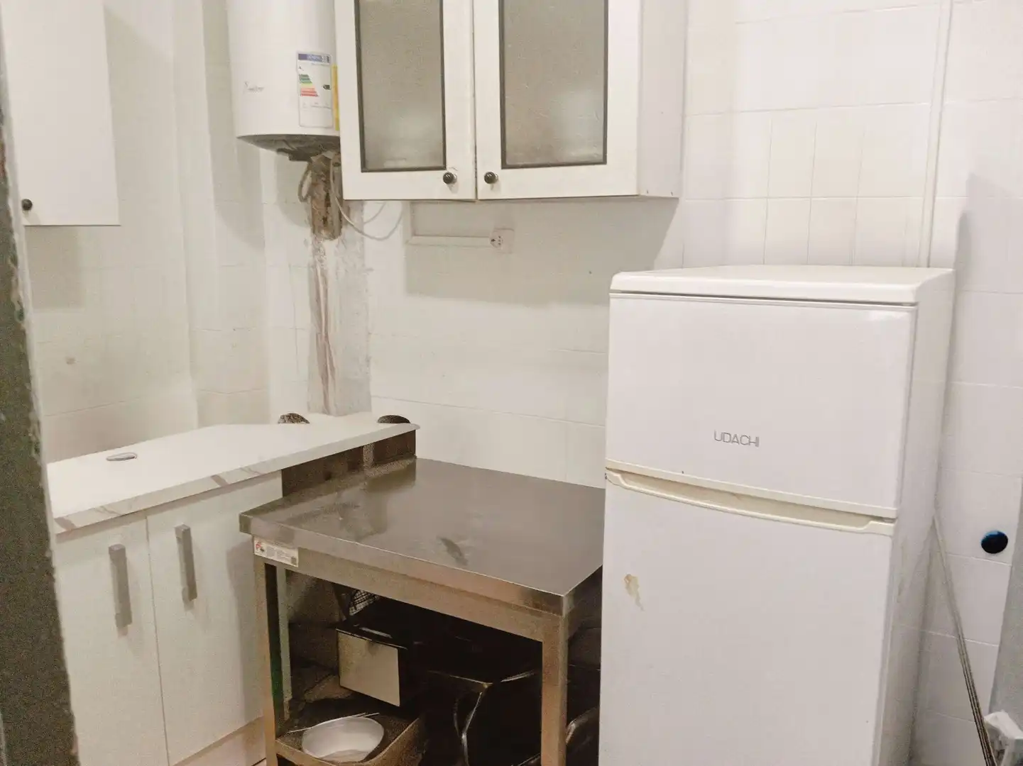 Cocina de Local de alquiler en Zaragoza con Aire acondicionado y Amueblado