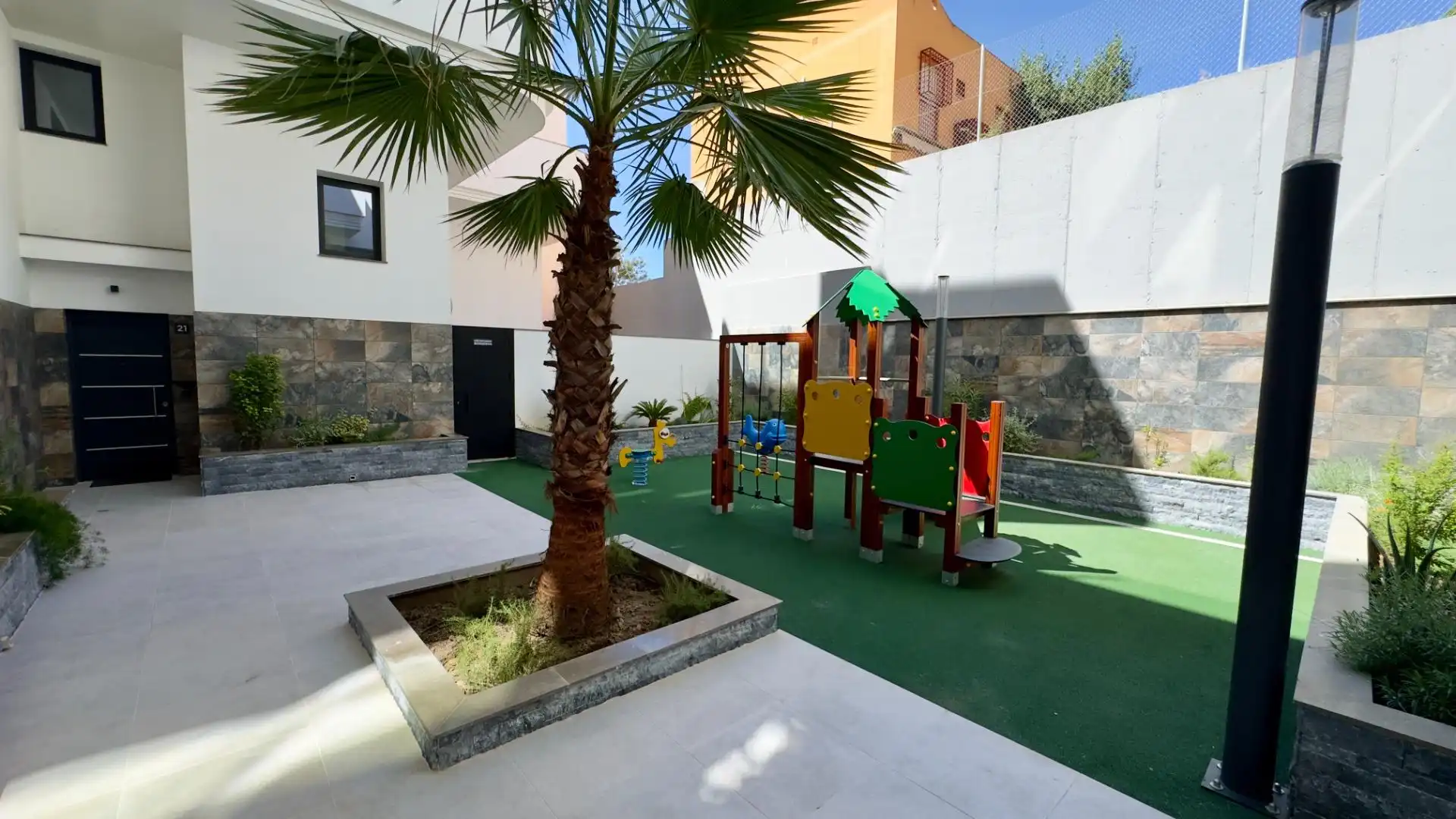 Terrace of Flat for rent in Granada  with Air Conditioner, Heating and Terrace