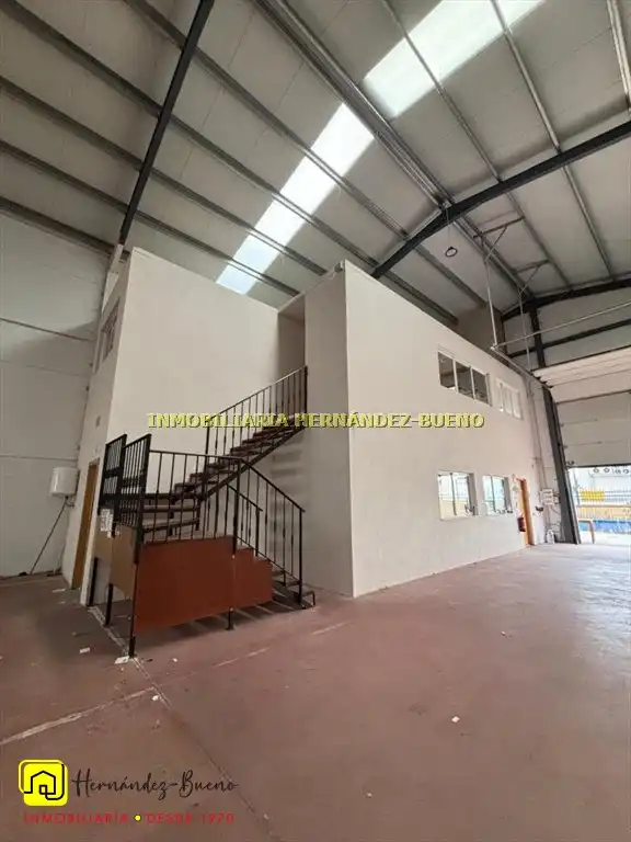 Nave industrial de alquiler en Carbajosa de la Sagrada