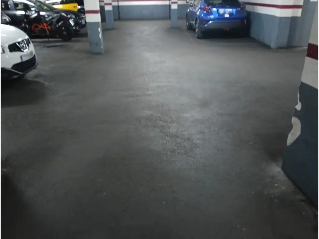 Einzelparkplatz zum Verkauf in Horta - Guinardó, imagen 4