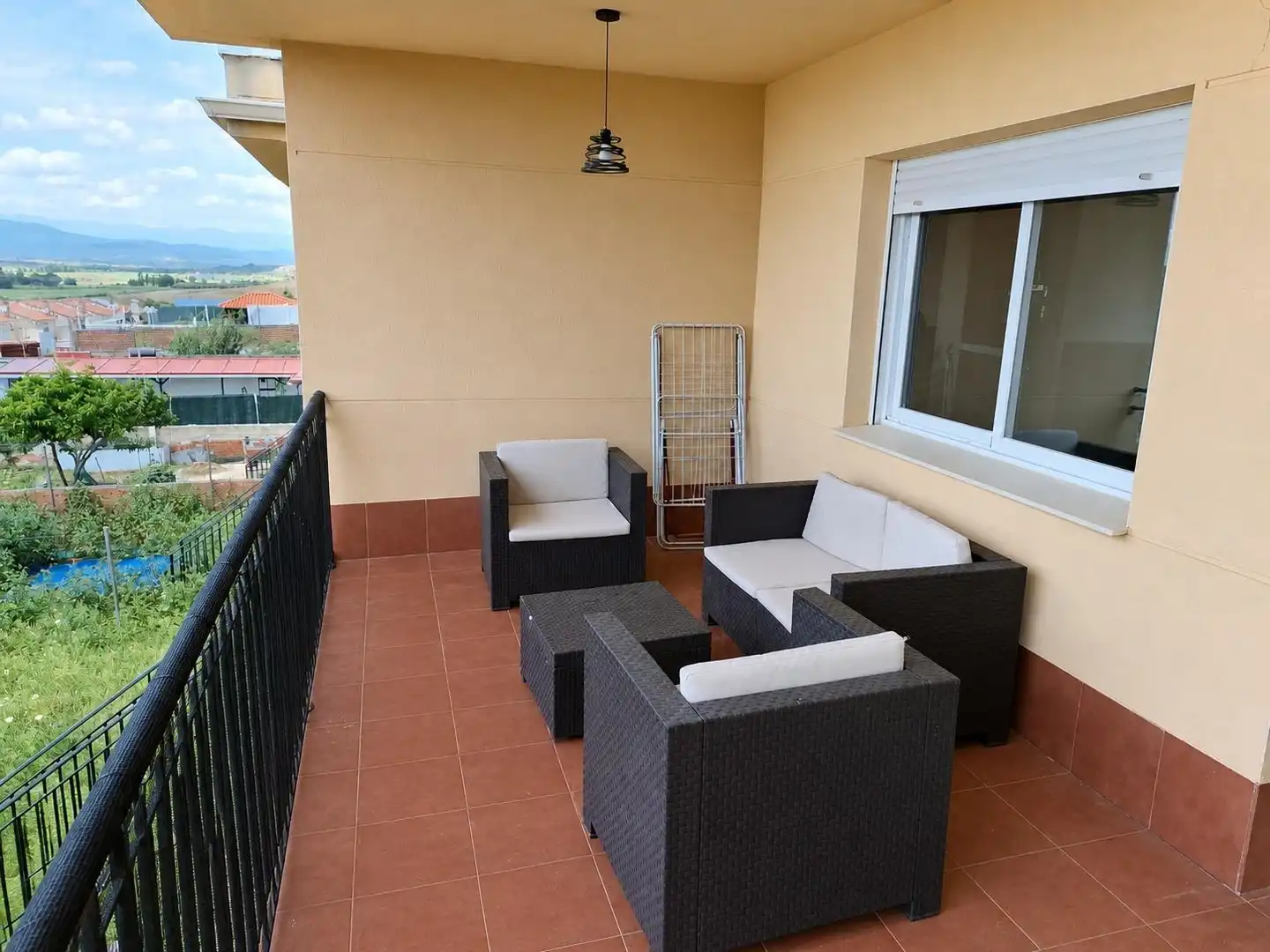 Terrassa de Casa o xalet en venda en Otero amb Aire condicionat, Jardí privat i Traster