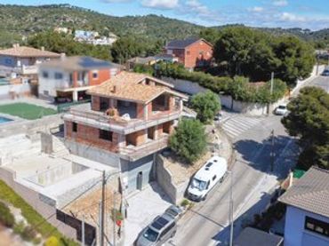 Xalet amb balcó en venda a Carrer Colòmbia 27