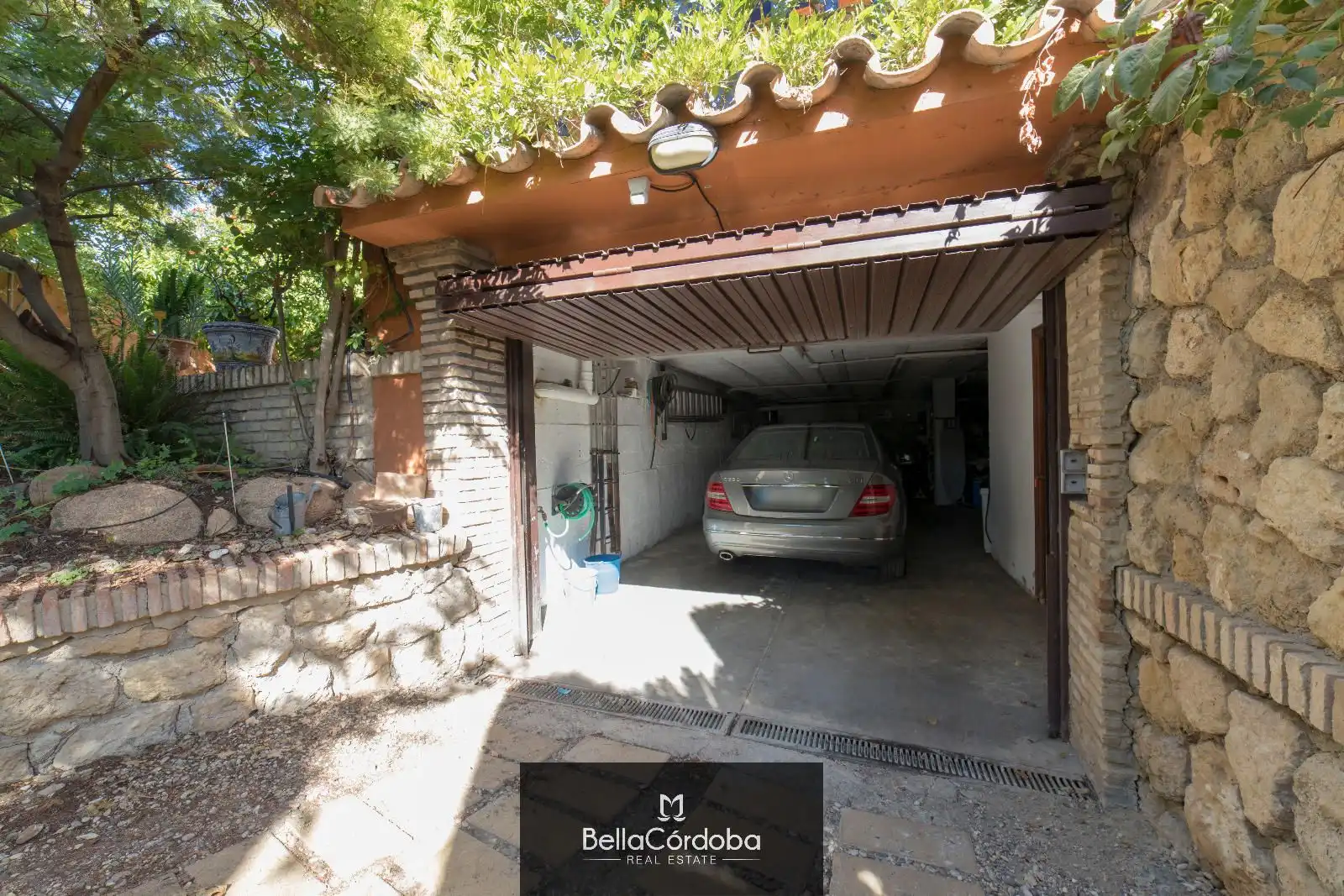Exterior view of Houses for sale in Córdoba  with Air Conditioner, Heating and Terrace