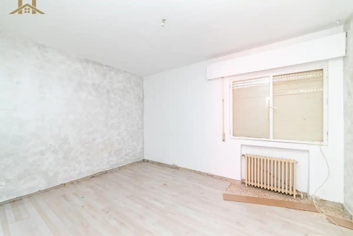 Bedroom of Houses for sale in Casarrubios del Monte  with Private garden, Terrace and Swimming Pool