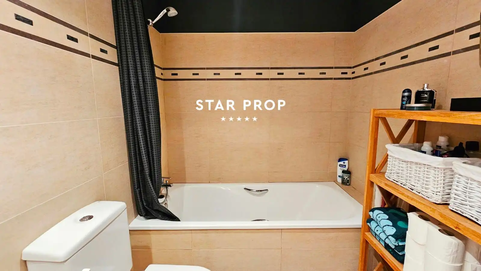 Badezimmer von Wohnung zum Verkauf in Llançà mit Heizung, Terrasse und Möbliert