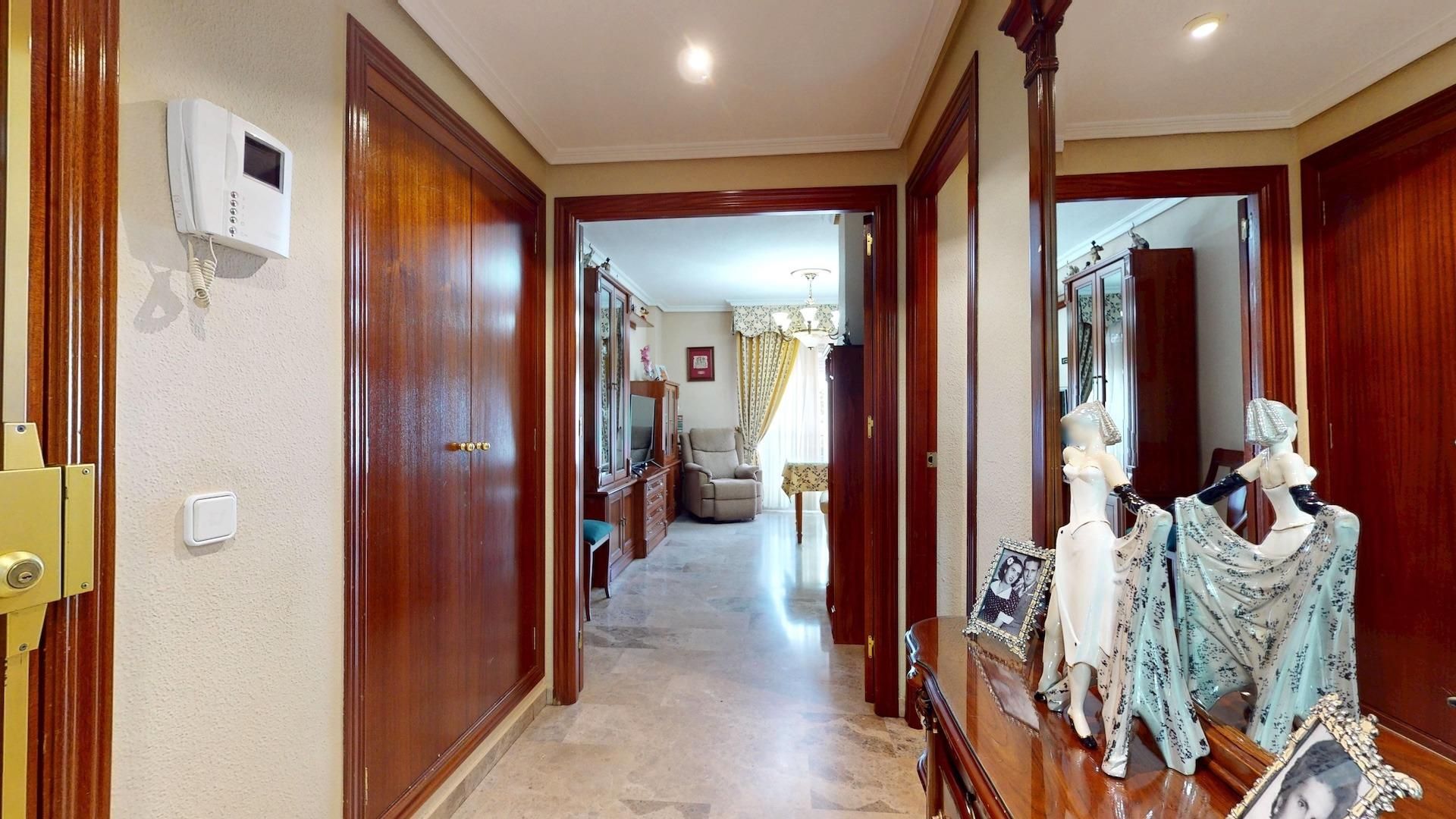 Flat for sale in  Córdoba Capital  with Air Conditioner and Balcony