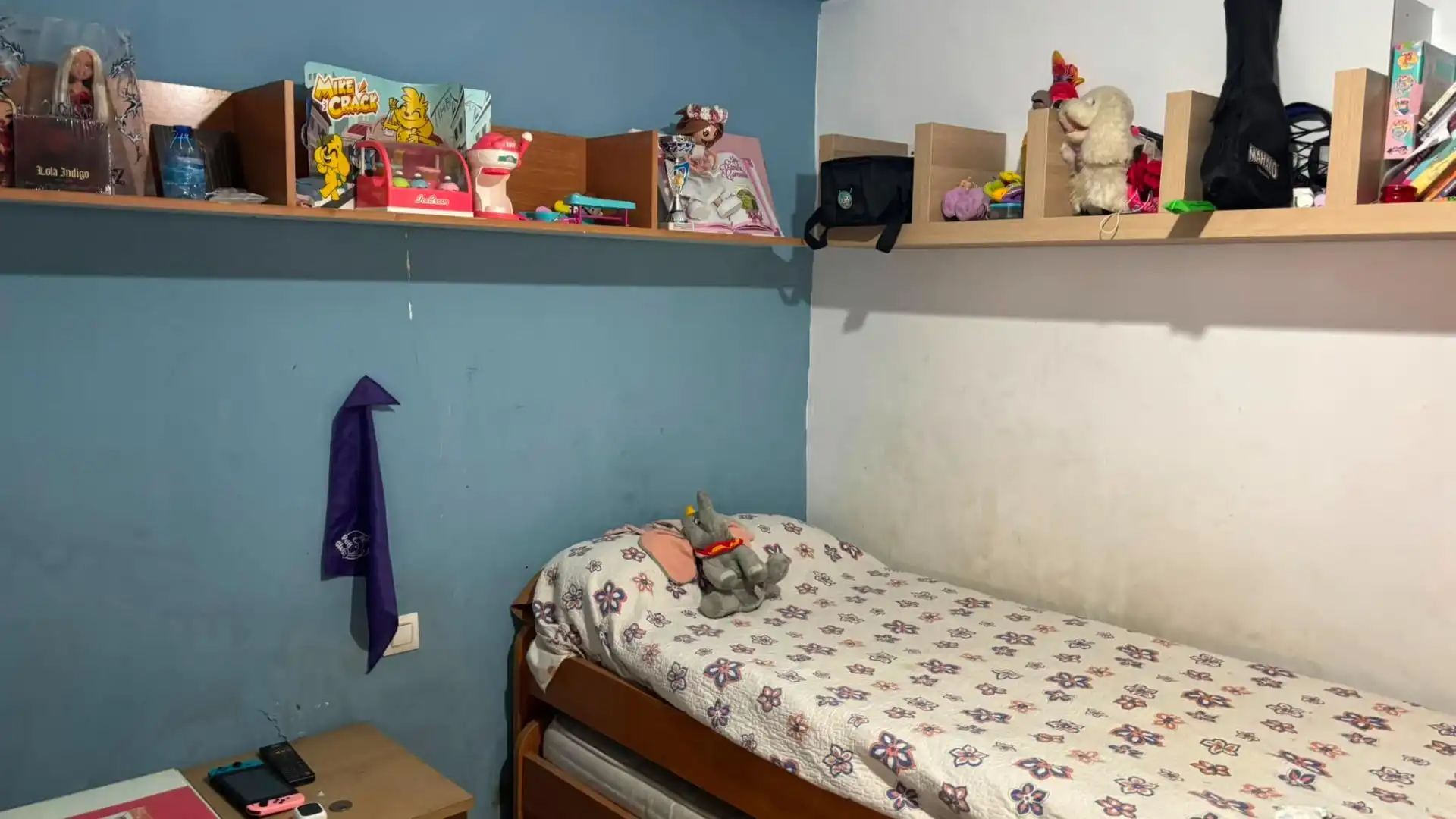 Bedroom of Flat for sale in Sevilla