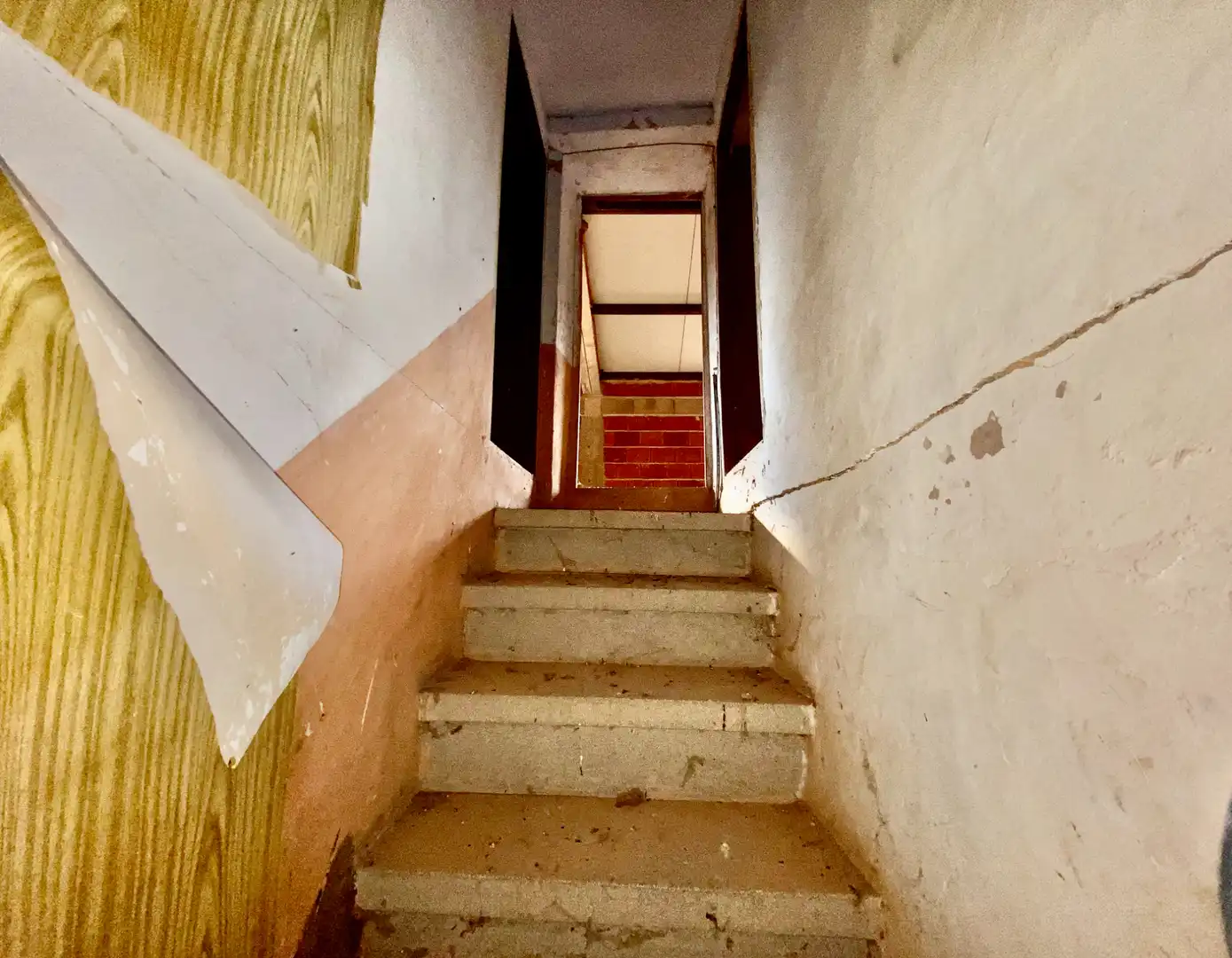 Houses for sale in Blesa  with Storage room and Furnished