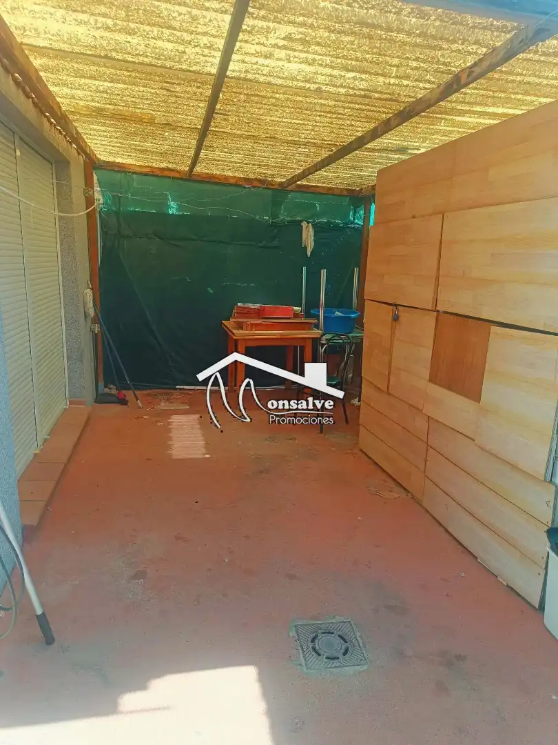 Casa adosada en venta en Camarenilla con Calefacción