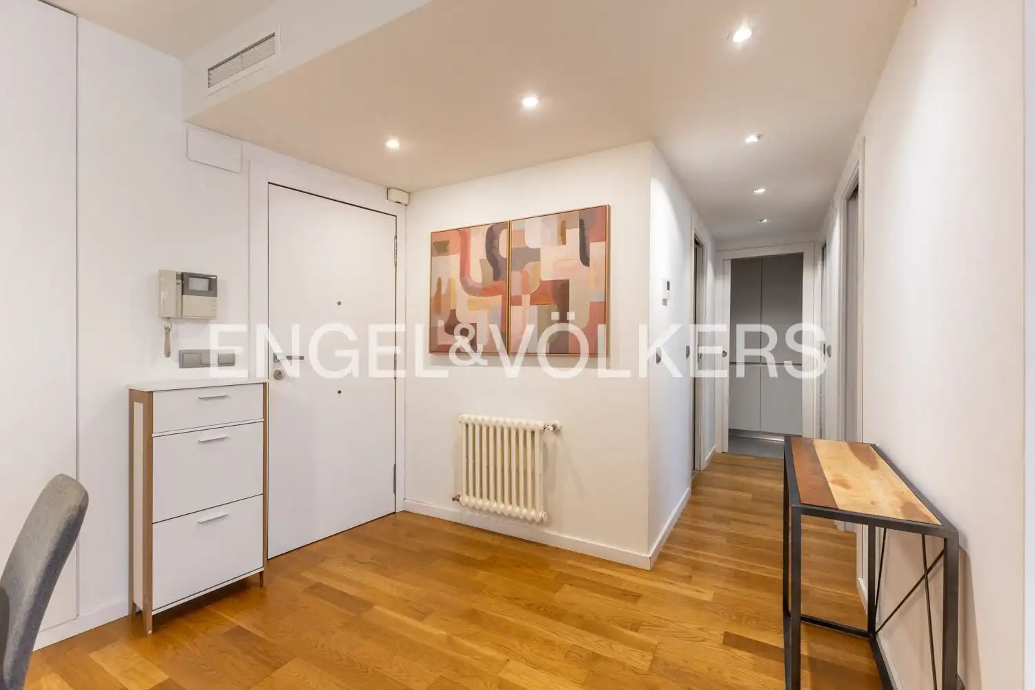 Flat for rent in Valencia  with Air Conditioner, Heating and Parquet flooring