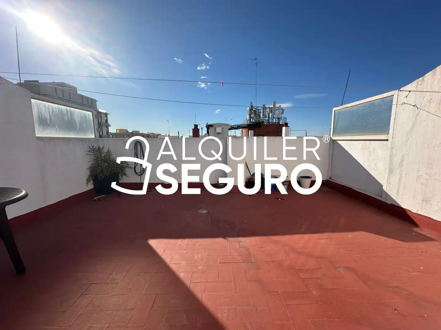 Vista exterior de Ático de alquiler en Mislata con Aire acondicionado y Terraza