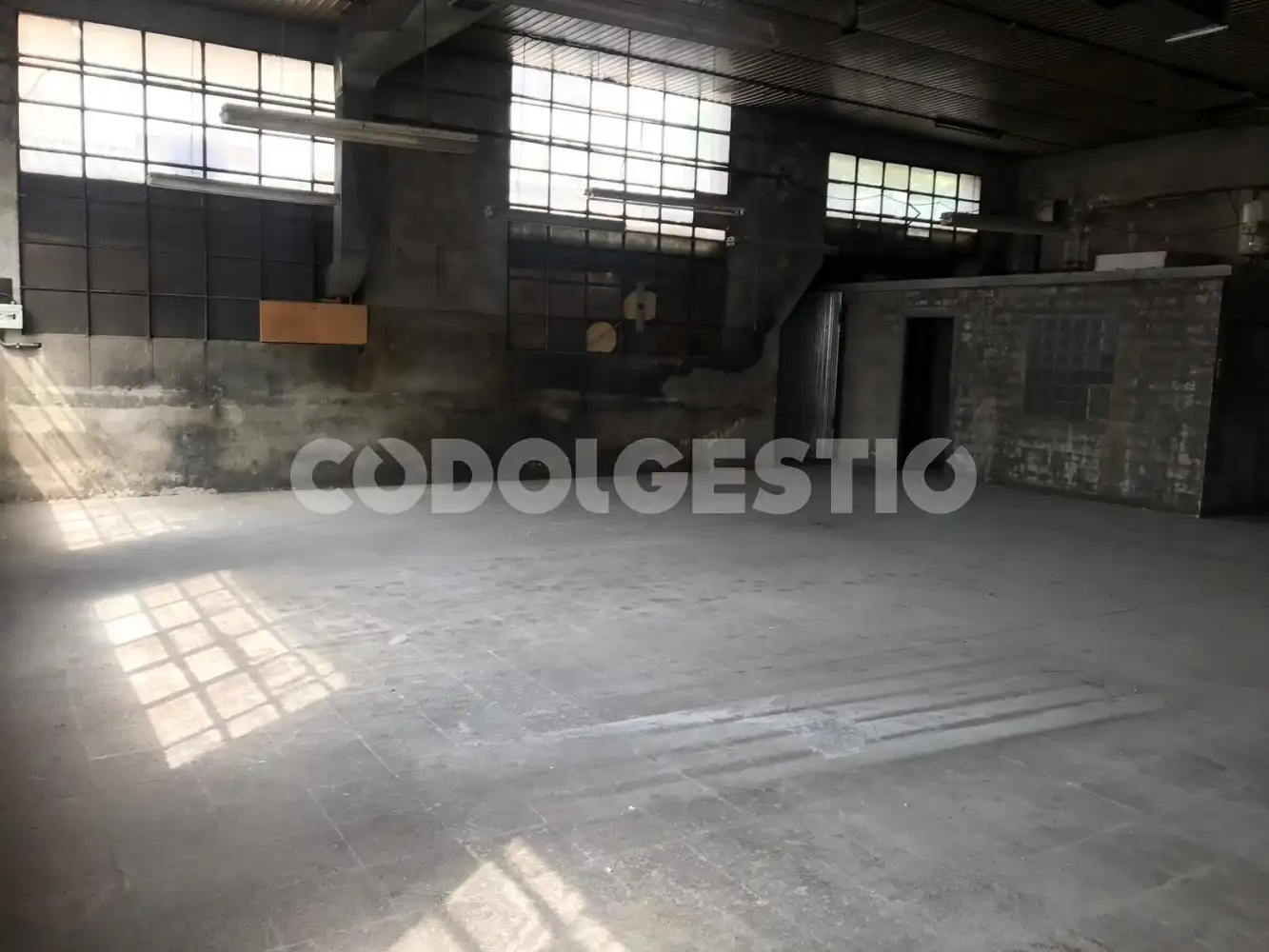 Nau industrial en venda a Jaume Balmes, imagen 3