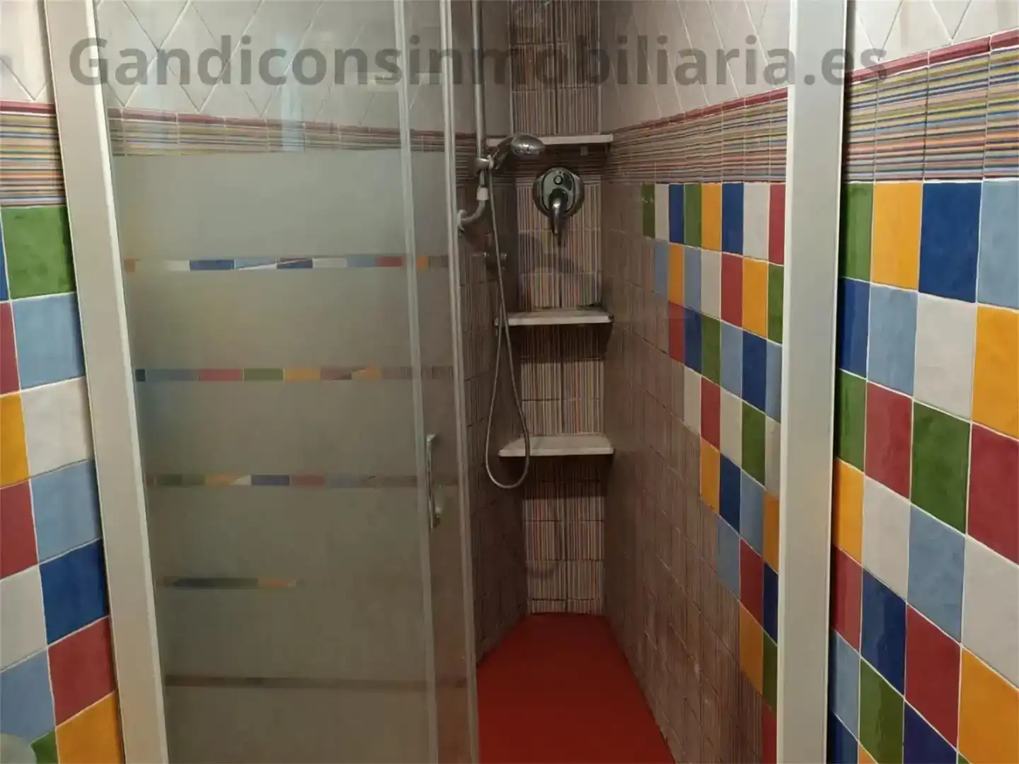 Bany de Pis en venda en Gandia amb Aire condicionat i Balcó