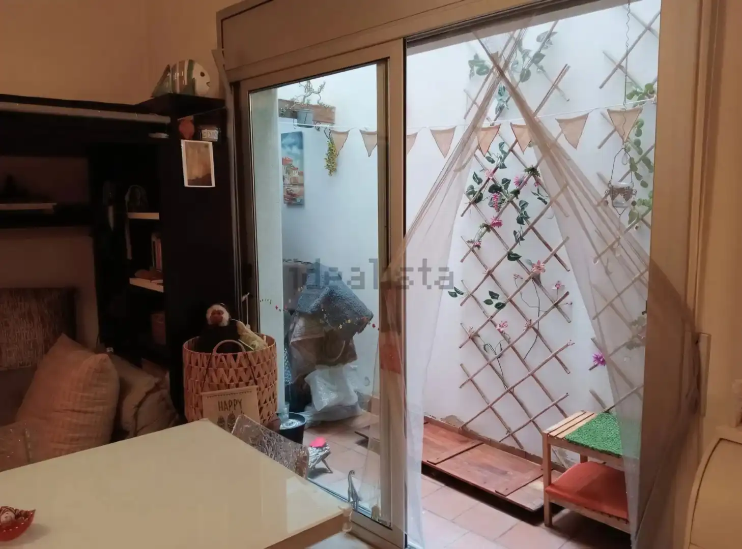 Wohnung zum Verkauf in Badalona mit Klimaanlage, Heizung und Terrasse