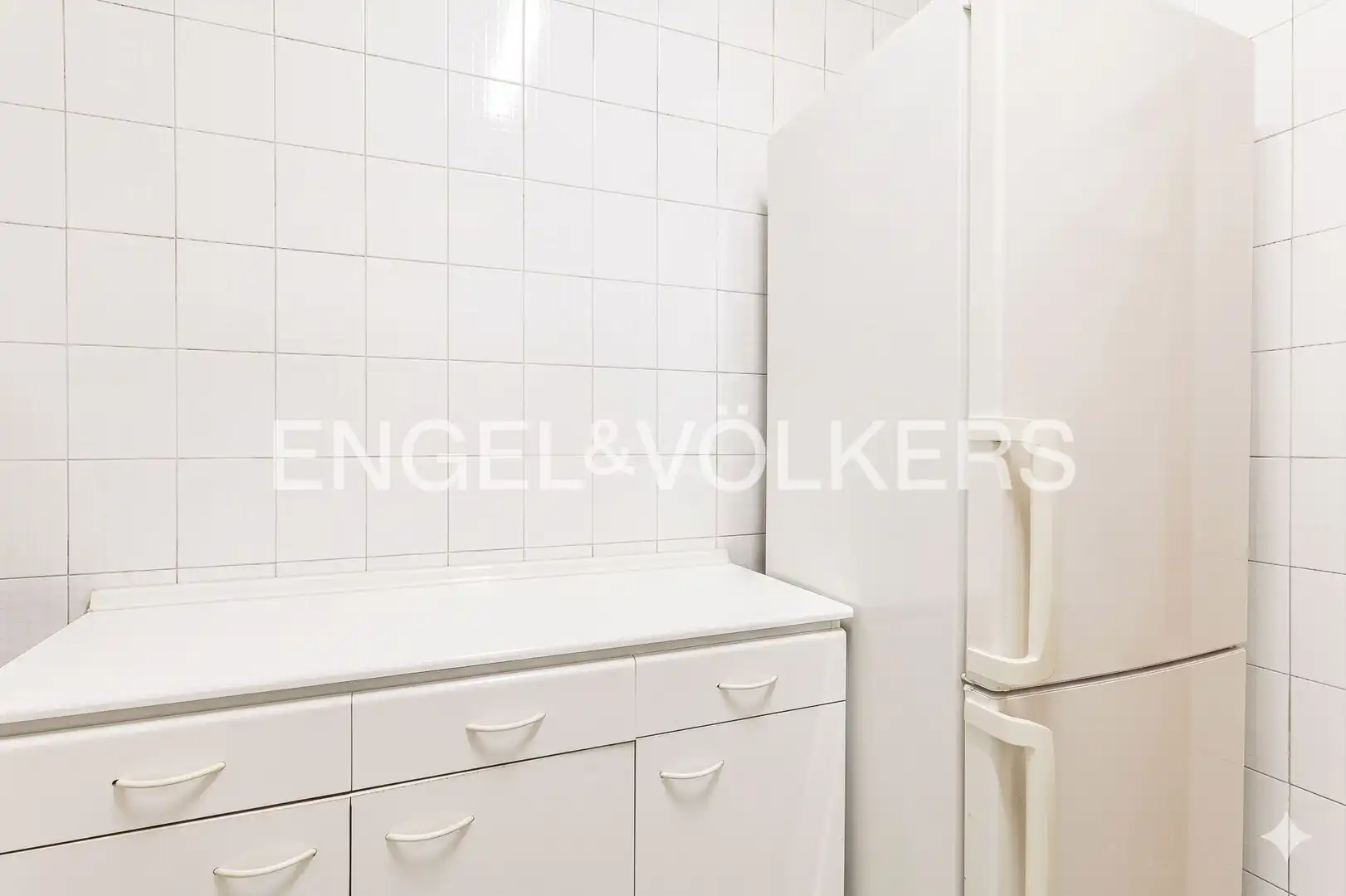 Kitchen of Flat for sale in Barcelona  with Air Conditioner, Heating and Balcony