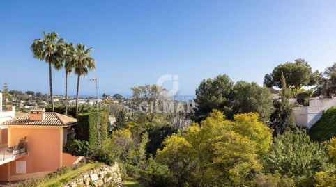 Ubicada en una de las zonas residenciales más exclusivas y consolidadas de la Costa del Sol, El Paraíso Alto, esta villa represent, imatge 4