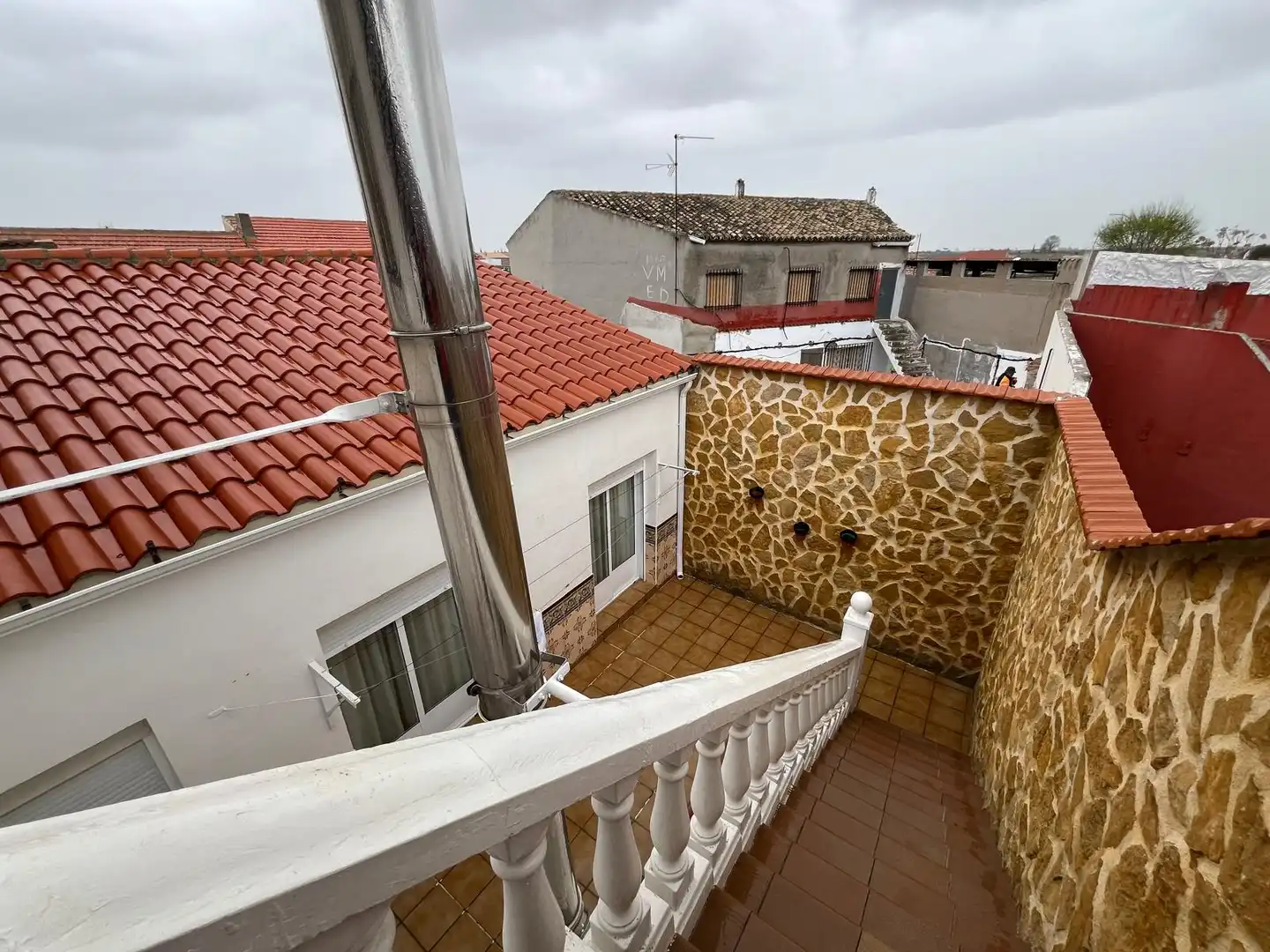 Vista exterior de Casa o chalet en venta en Arenas de San Juan  con Aire acondicionado, Calefacción y Terraza