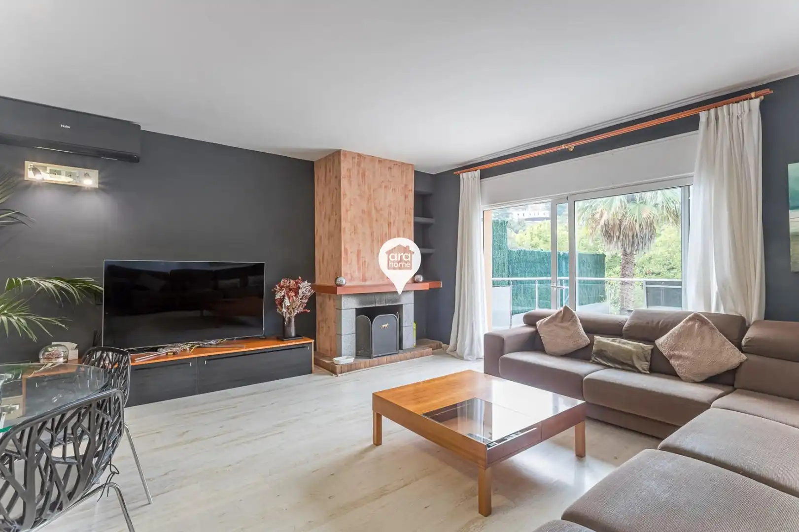 Sala de estar de Casa o chalet en venta en Dosrius con Aire acondicionado, Calefacción y Jardín privado