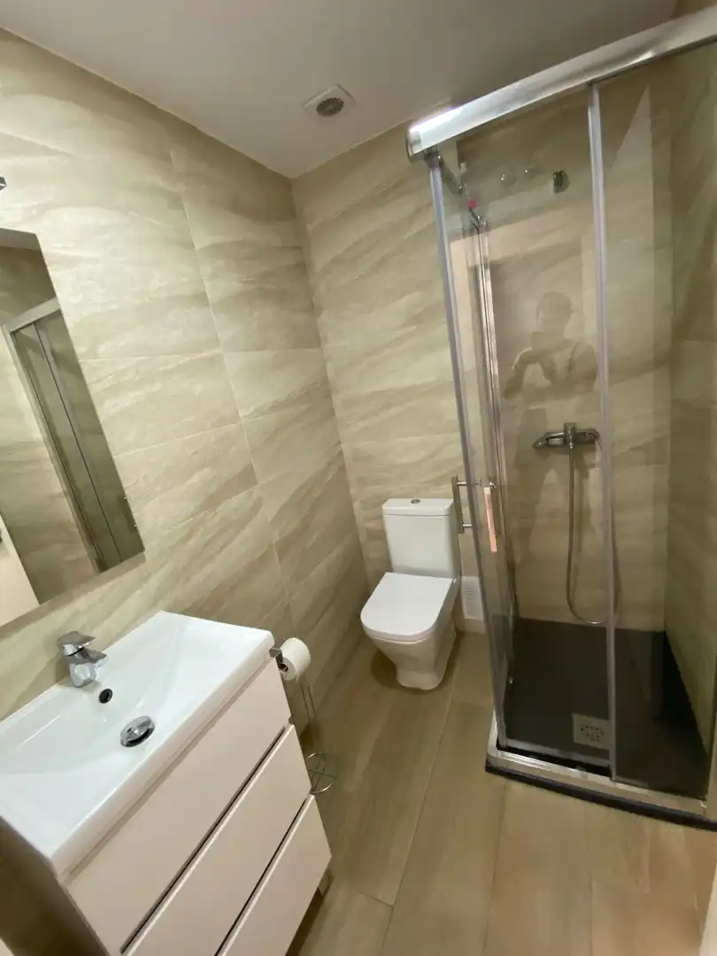 Baño de Piso de alquiler en Brunete con Aire acondicionado, Calefacción y Terraza