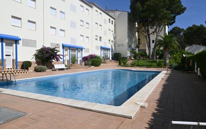 Schwimmbecken von Dachboden zum verkauf in L'Escala mit Terrasse