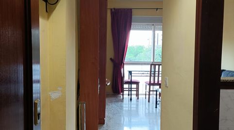 Foto 5 de Apartamento de alquiler en Calle Augusto Peyré, Parque Alcosa, Sevilla Capital