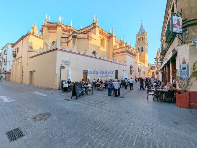 Piso en Venta en Triana Casco Antiguo