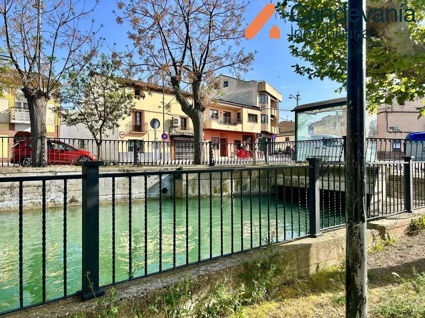 Vista exterior de Residencial en venta en San Mateo de Gállego