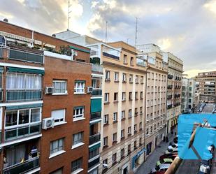 Vista exterior de Pis de lloguer en  Madrid Capital amb Terrassa