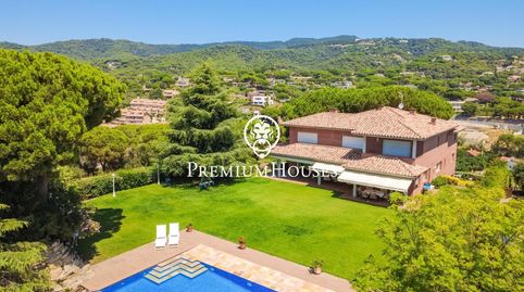 Exclusiva casa con jardín, piscina y espectaculares vistas al mar en Sant Andreu de Llavaneres, imatge 2