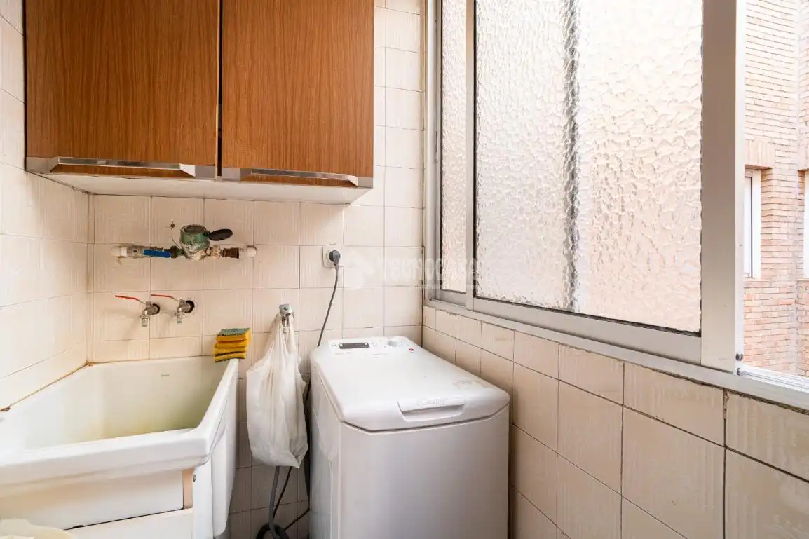 Badezimmer von Wohnung zum Verkauf in Granada