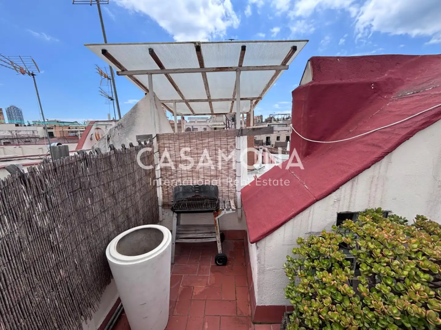 Terrasse von Wohnungen zum Verkauf in Barcelona mit Klimaanlage, Heizung und Terrasse