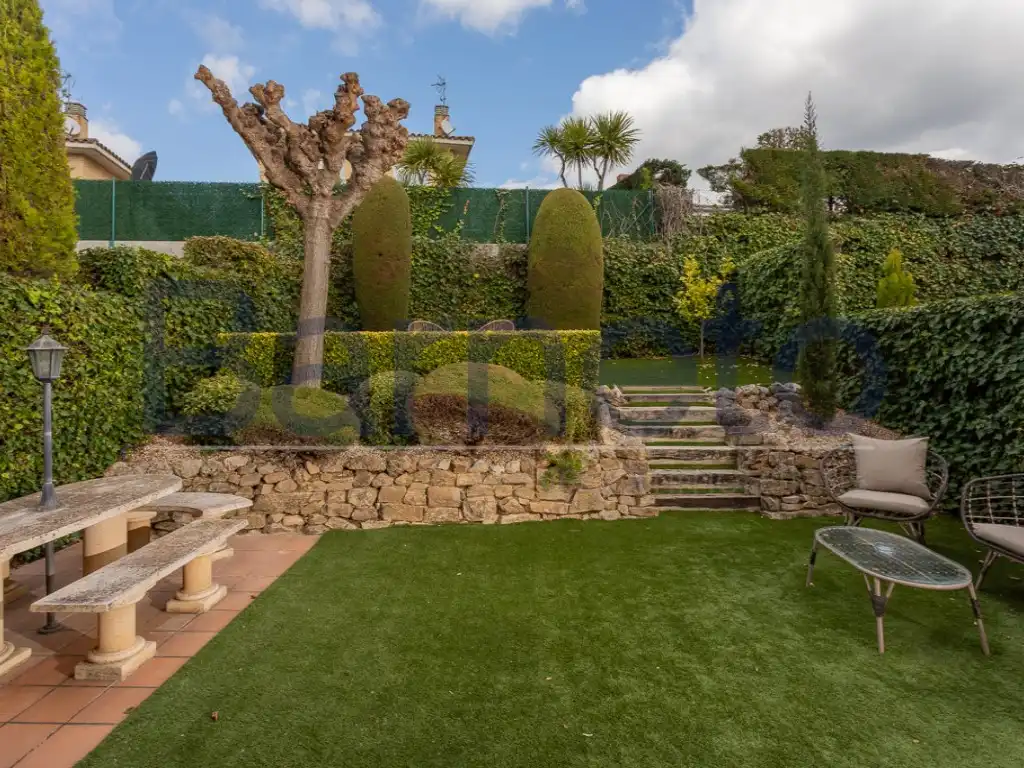Terrasse von Haus oder Chalet zum Verkauf in Girona mit Klimaanlage