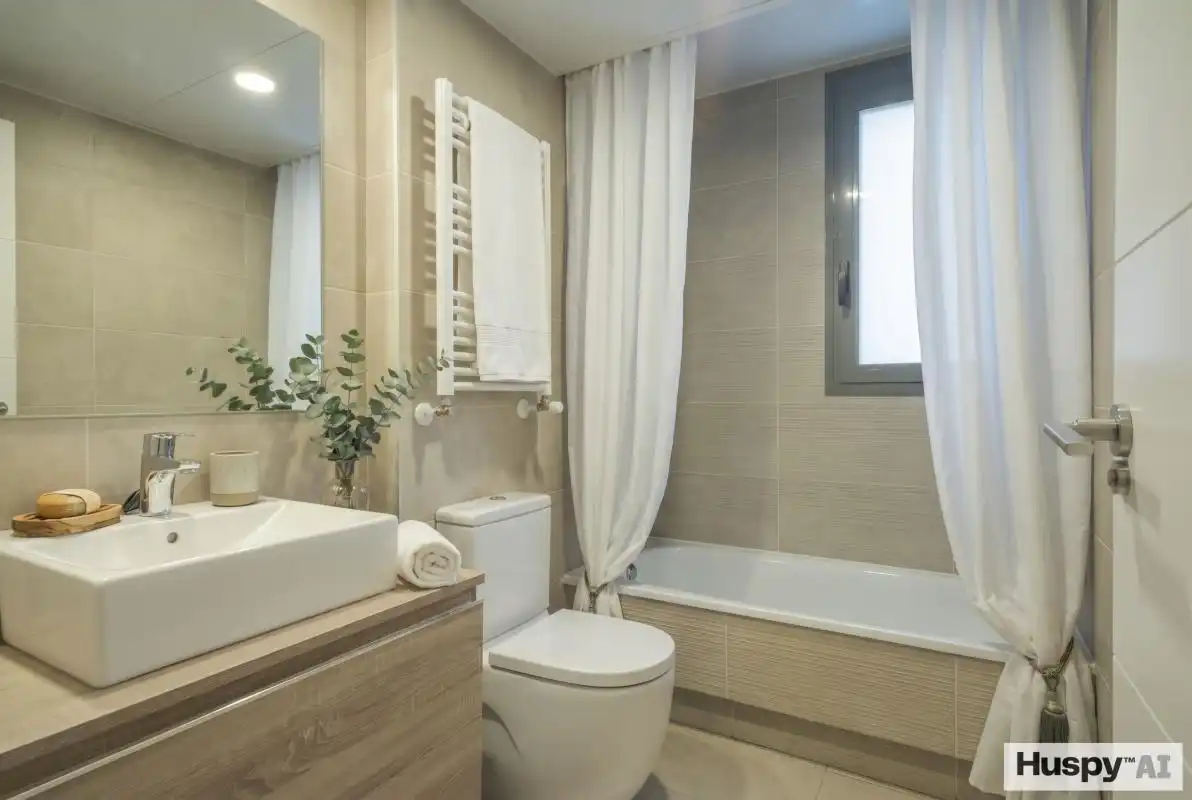Bathroom of Attic for sale in Madrid  with Air Conditioner, Heating and Terrace