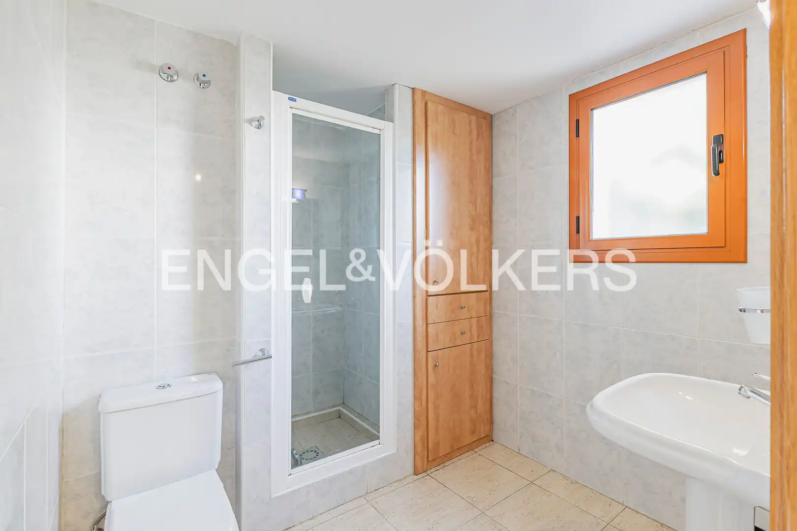 Baño de Casa o chalet en venta en Barcelona con Aire acondicionado, Calefacción y Jardín privado