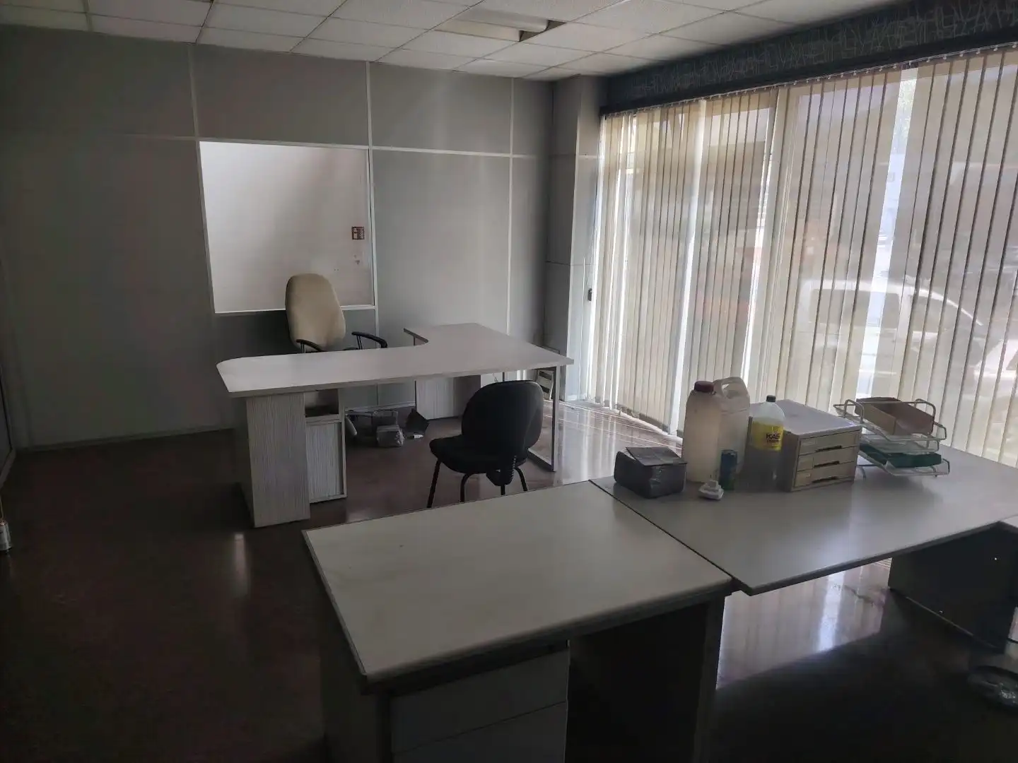 Office for rent in Bergara  with Air Conditioner and Heating