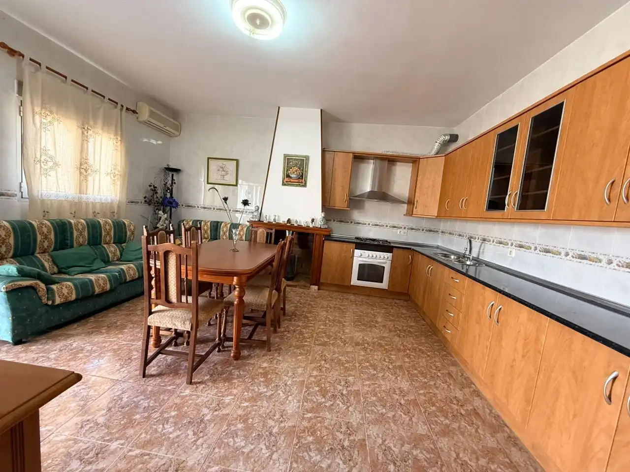 Cocina de Casa o chalet de alquiler en Taberno con Trastero y Amueblado