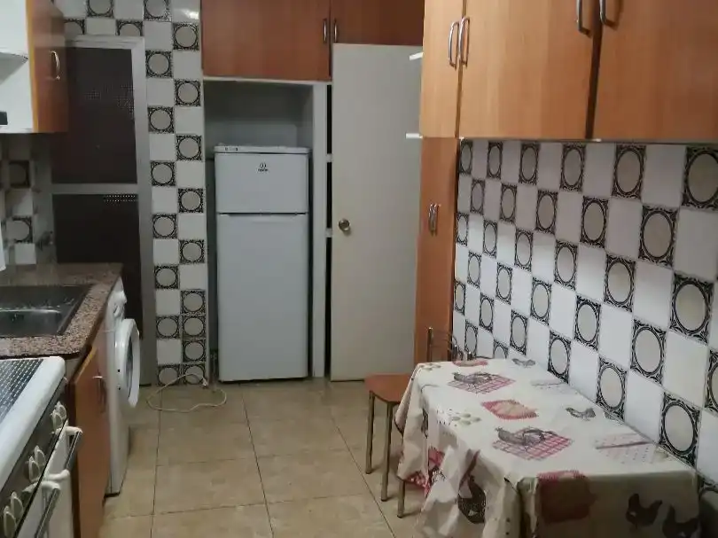 Kitchen of Flat for share in Centro