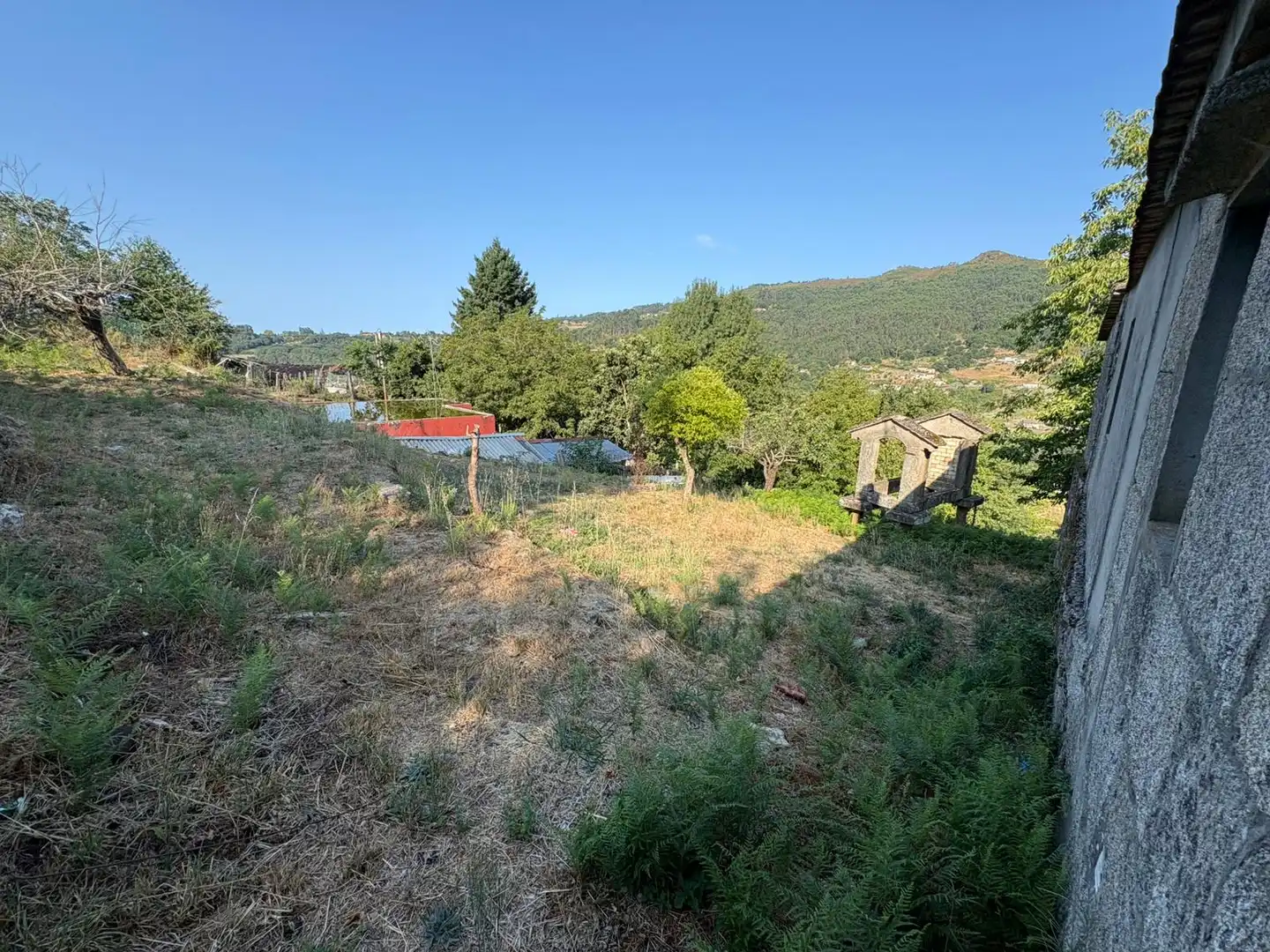 Houses for sale in Covelo  with Storage room and Furnished