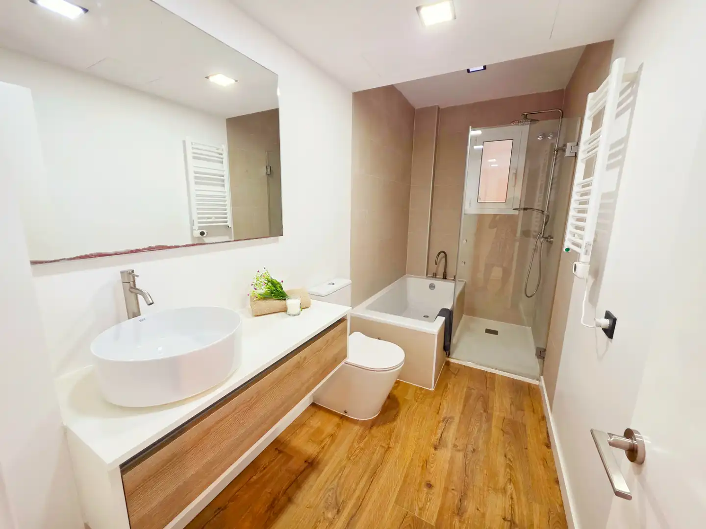 Baño de Piso en venta en Barcelona con Aire acondicionado, Calefacción y Parquet