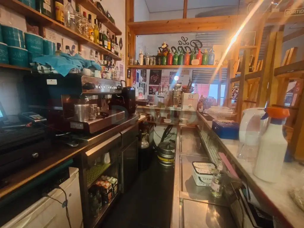 Business premises for transfer in Calle Tapioles, imagen 6
